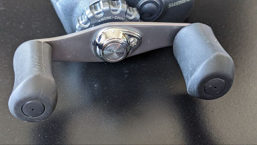 【１回使用美品】シマノ チヌマチック1001XT※左巻【替スプール付】※画像あり