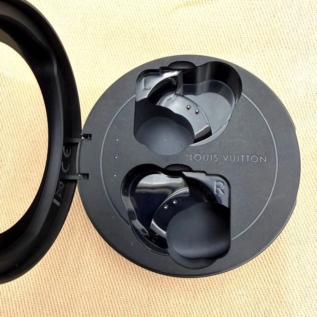 【未使用級】ヴィトン モノグラム ホライゾン ワイヤレスイヤホン QAB030