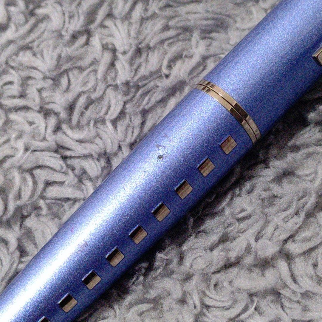 インク新品 ✨️ LOUIS VUITTON ボールペン 水色 ツイスト式