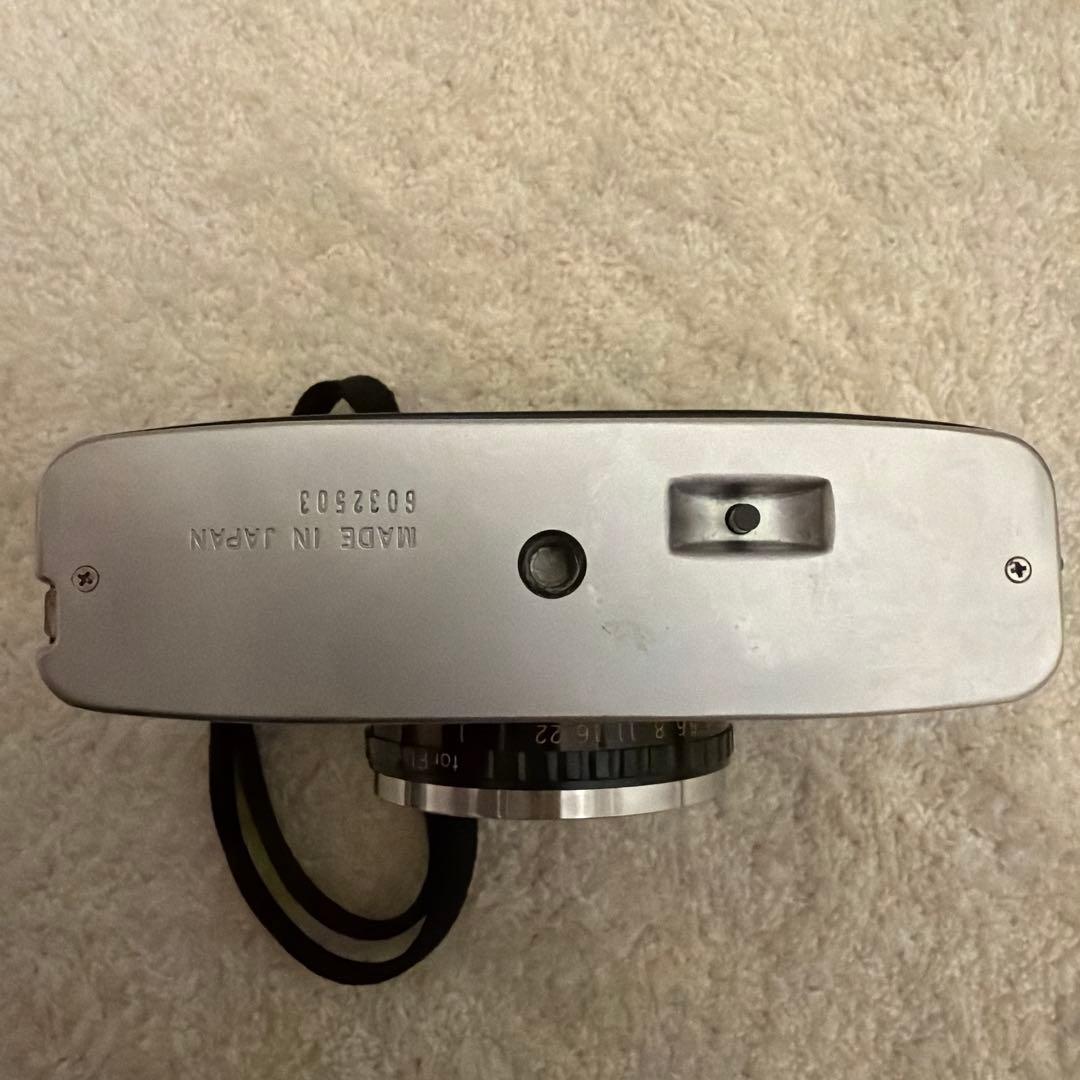 OLYMPUS-PEN EE-3 ストロボ付き