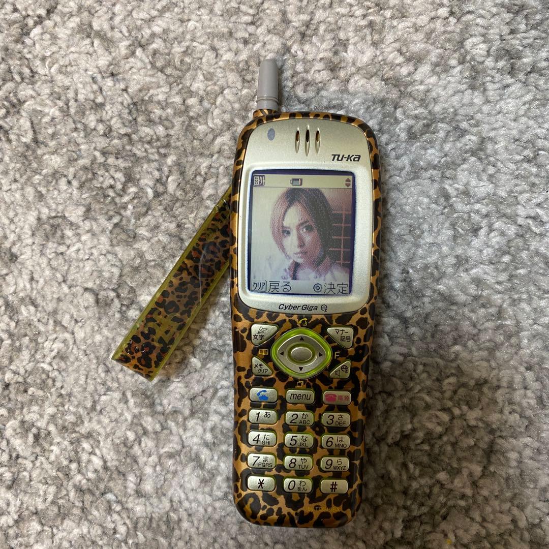 動作確認済み美品 浜崎あゆみ 携帯 TU-KA ツーカー ガラケー