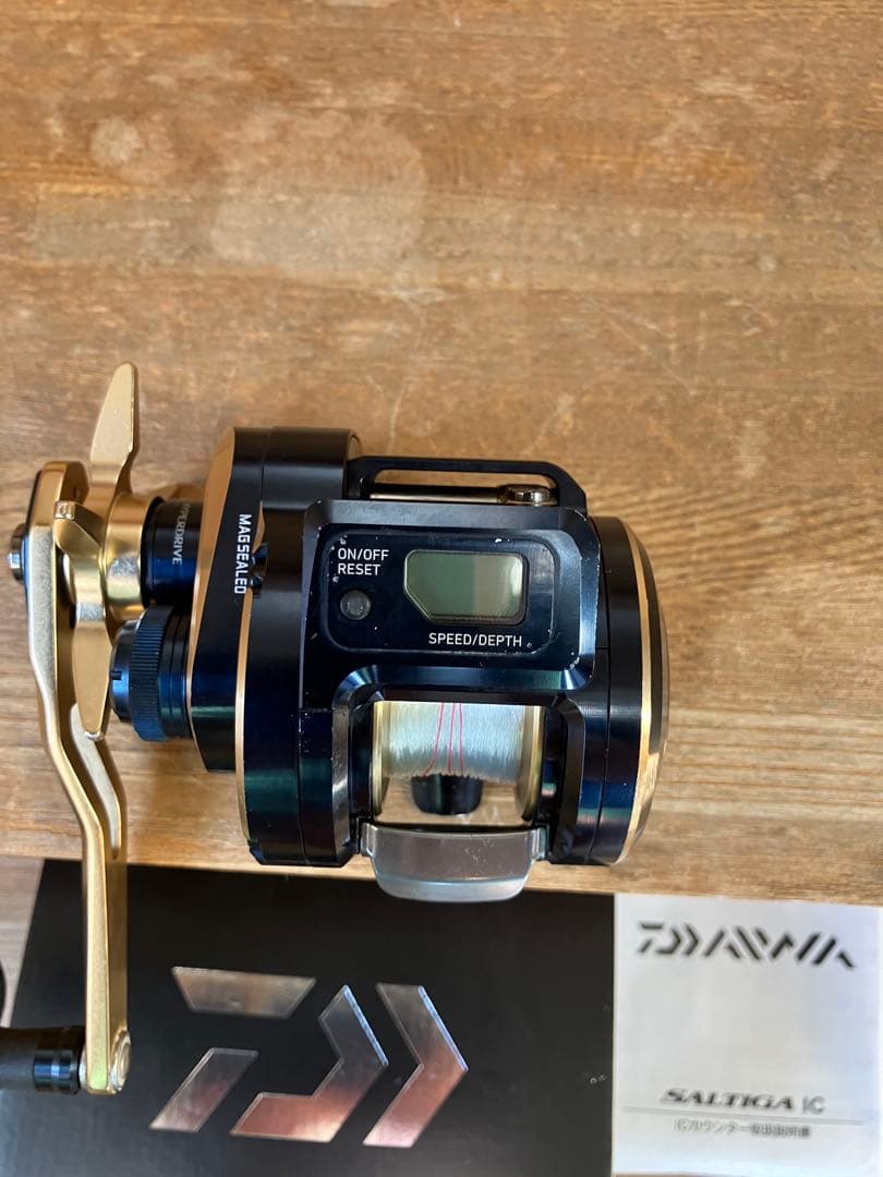 ホッシー696921 ソルティガIC300 オーバーホール後未使用　左巻き