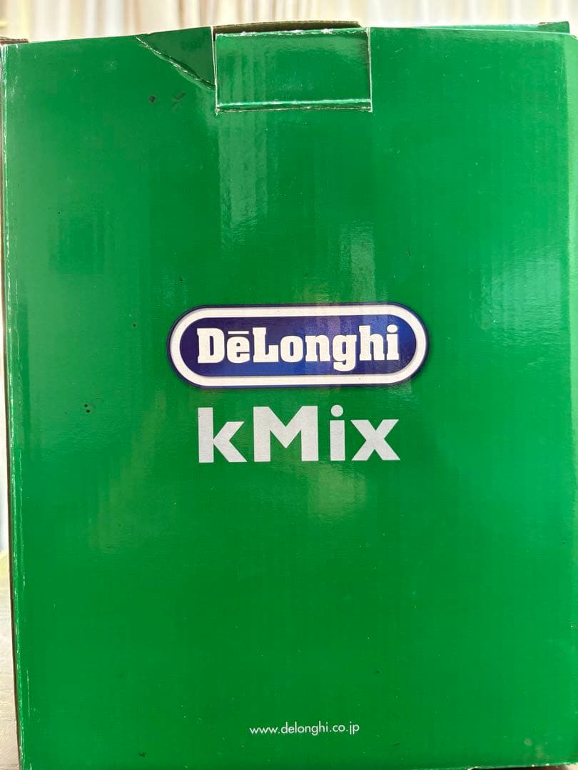 DeLonghi kMix 電気ケトル グリーン 0.75L【廃盤カラー】
