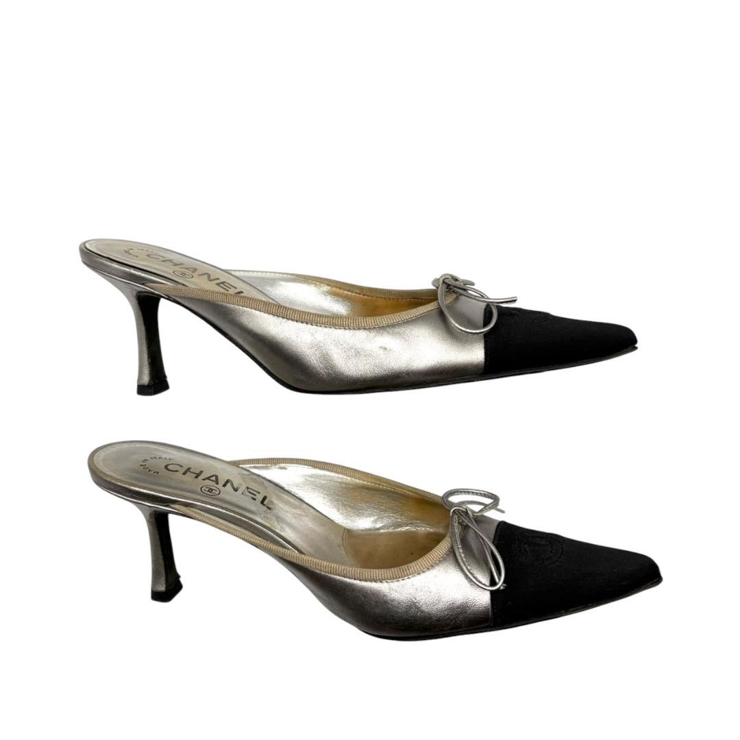 シャネル CHANEL バイカラー ミュール ココマーク シルバー