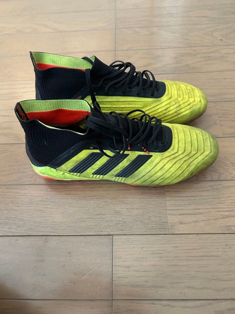 アディダス プレデター18.1 HG 26cm