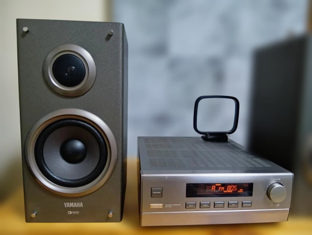 YAMAHA レシーバーアンプと２ウェイスピーカーのセット
