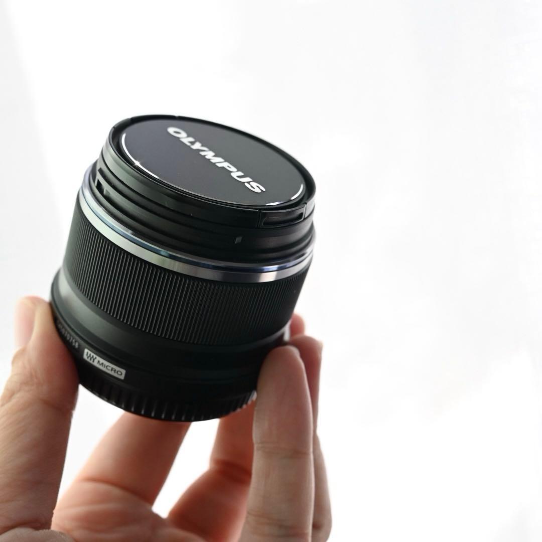 M.ZUIKO DIGITAL 25mm F1.8 オリンパス単焦点レンズ