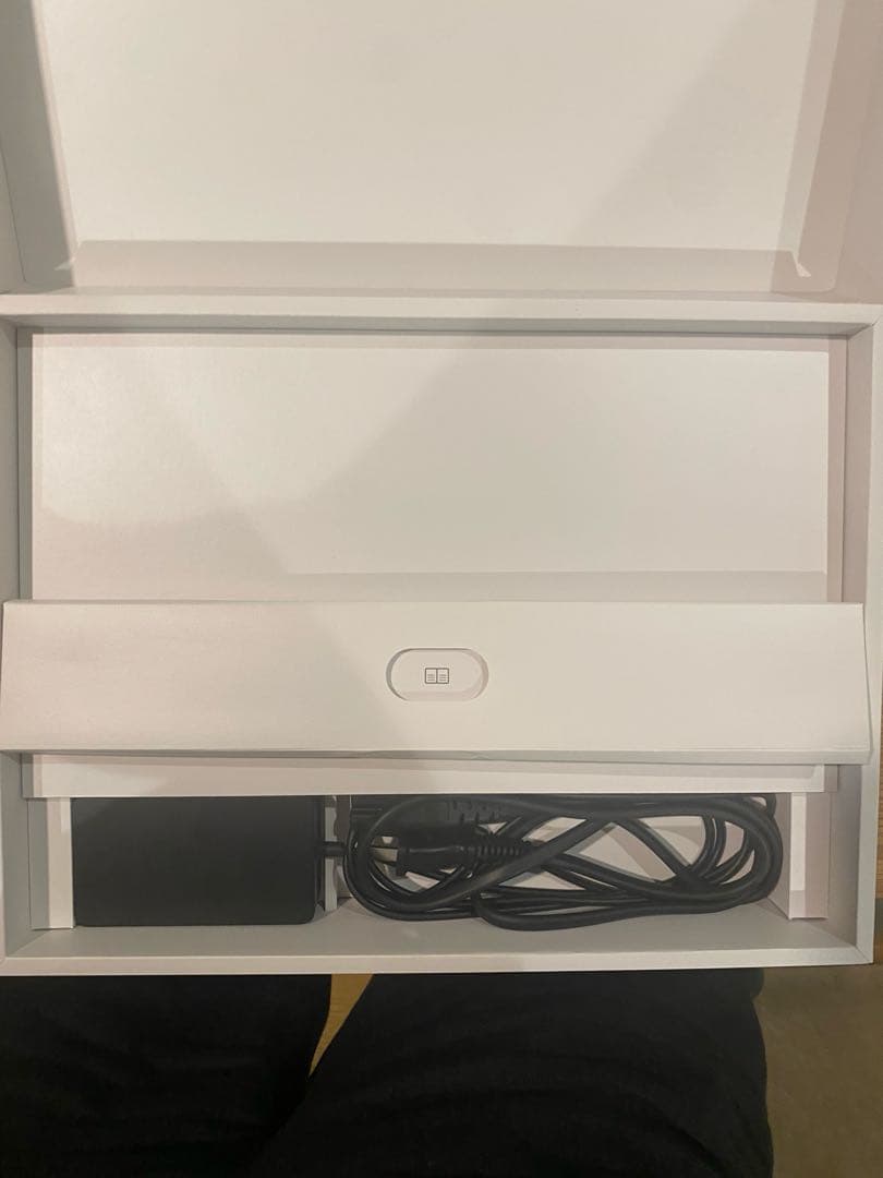 Windowsタブレット本体 surface laptop