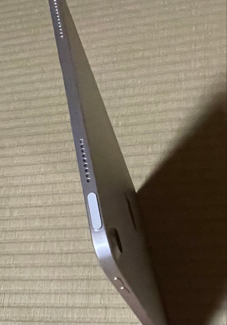 Apple iPad シルバー 10.9インチ 本体