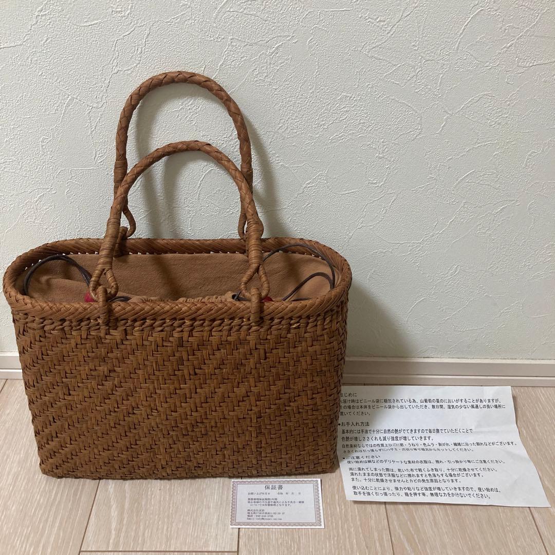 期間限定【特選】 最高級山葡萄 網代編み 細編みバッグ　ストラップ葡萄藤