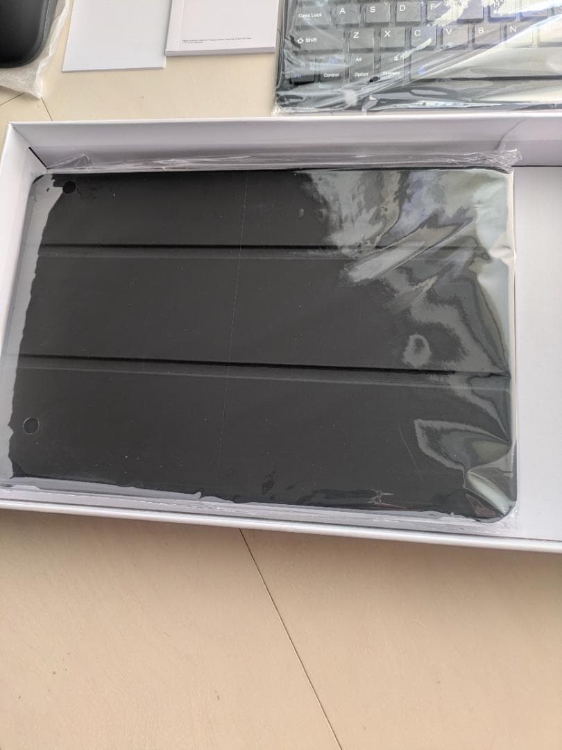 シ*ウ様 【新品未使用】 Android 15 10インチ タブレット RAM1