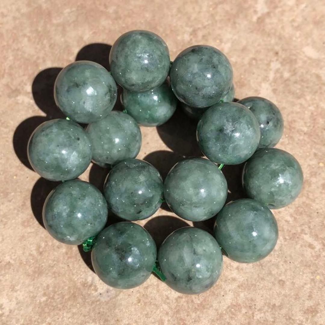 【⭐️超激レア天然石⭐️】緑色 糸魚川翡翠 ブレスレット 天然石