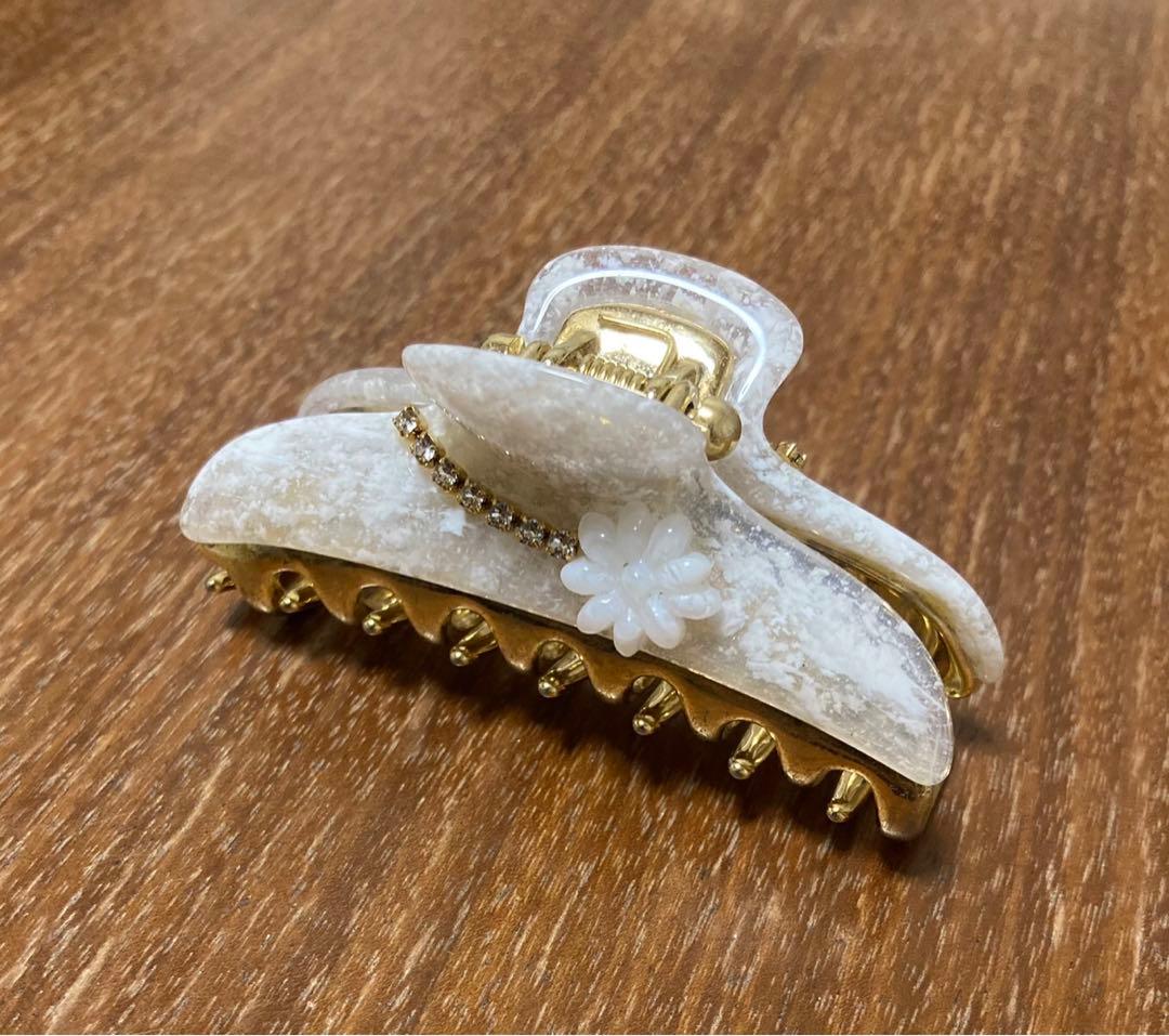 acca ヘアクリップ　Mサイズ