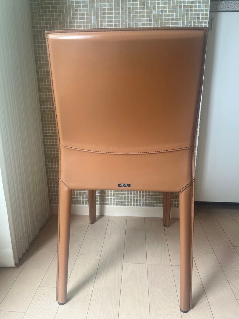 イタリアCATTELANMARGOT本革張り シンプル チェア(1脚)