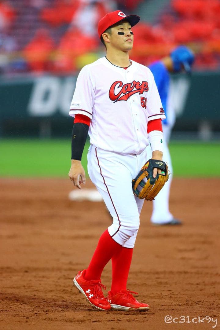 だ*ほ様 アイピーセレクト　軟式　内野手用　小園　カープ 限定