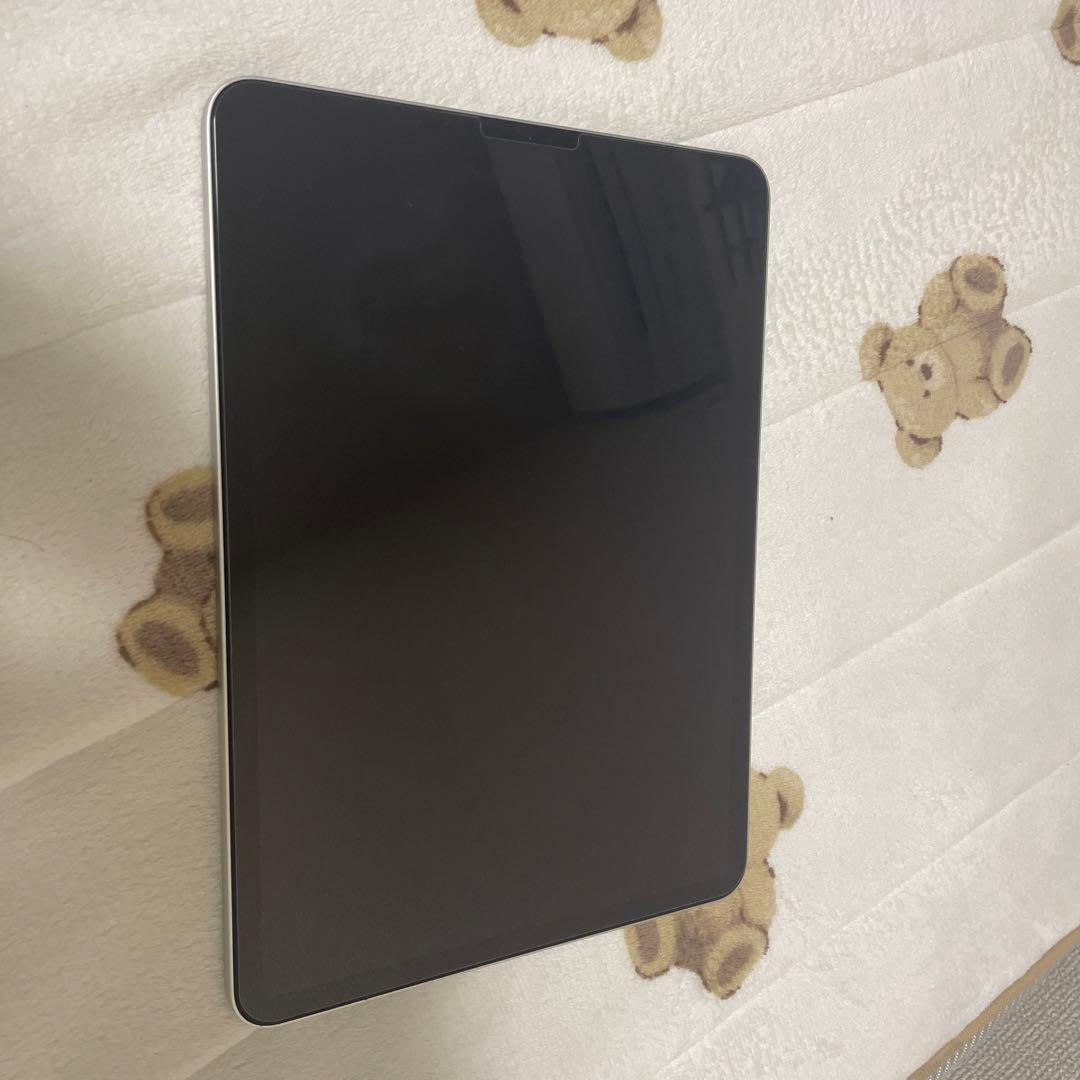 iPad Pro (第2世代) 11インチ 128GB シルバー Wi-Fiモ…