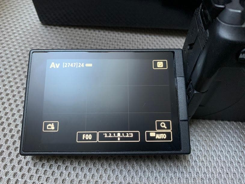 Canon EOS R デジタル一眼レフ 本体