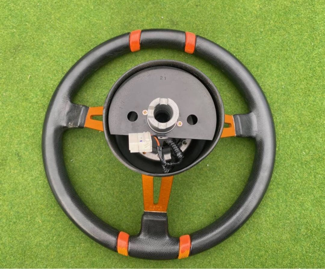 MOMO モモ　DRIFTING ドリフティング　ステアリング　ハンドル