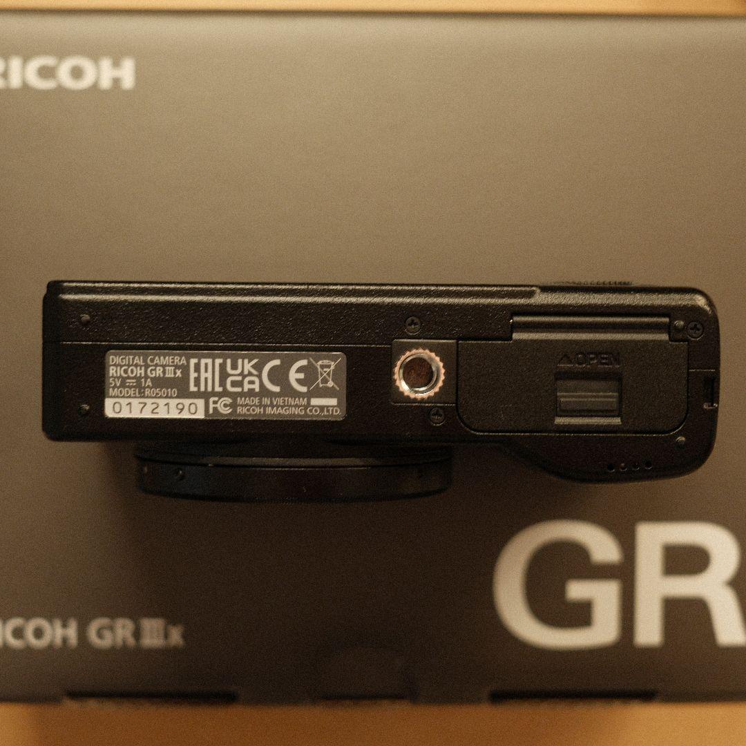 RICOH GR IIIx コンパクトデジタルカメラ【シャッター回数1303回】