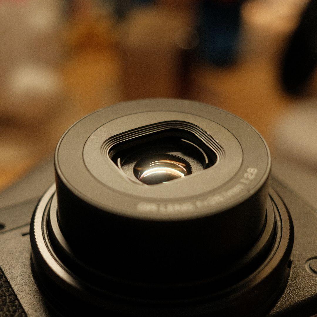 RICOH GR IIIx コンパクトデジタルカメラ【シャッター回数1303回】