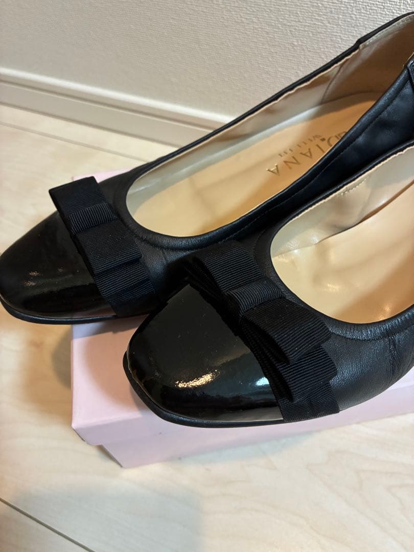 美*子様 DIANA ダイアナ　ブラック フラットシューズ リボン付き　24cm