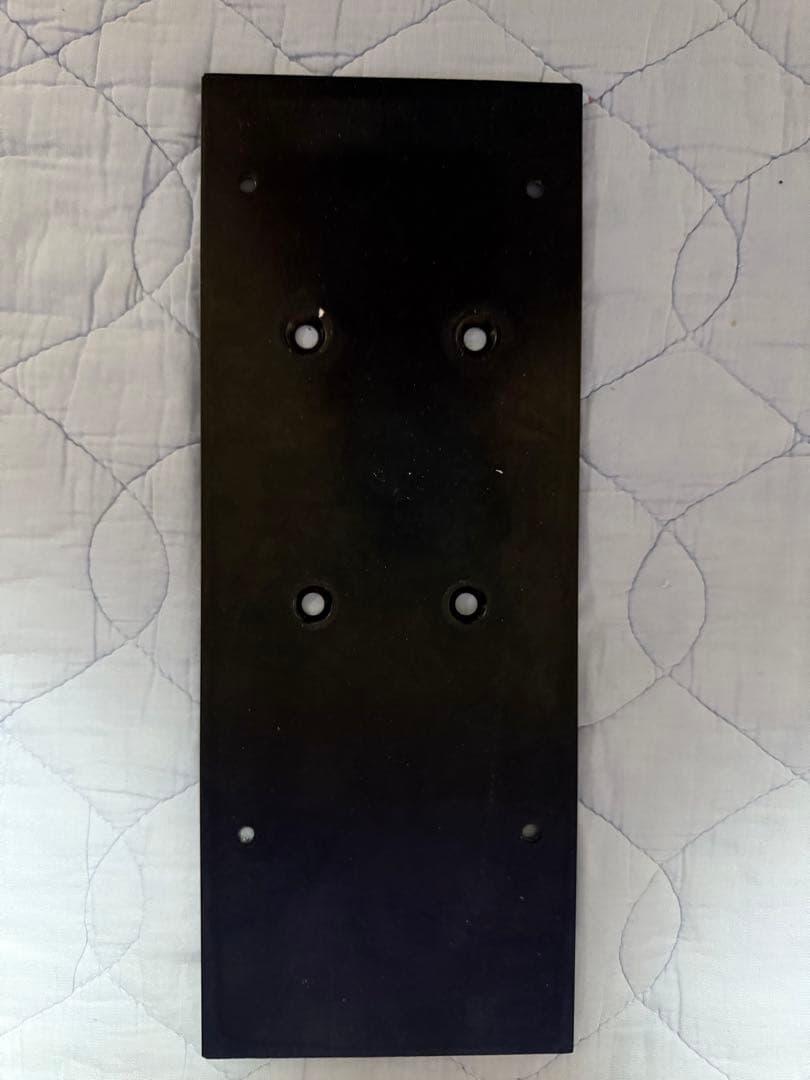 Dynaudio　ディナウディオ　スピーカースタンド