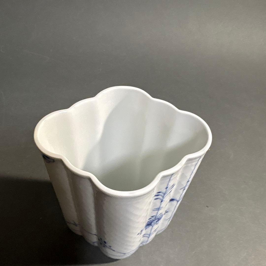 ロイヤルコペンハーゲン　ブルーパルメッテ ベース