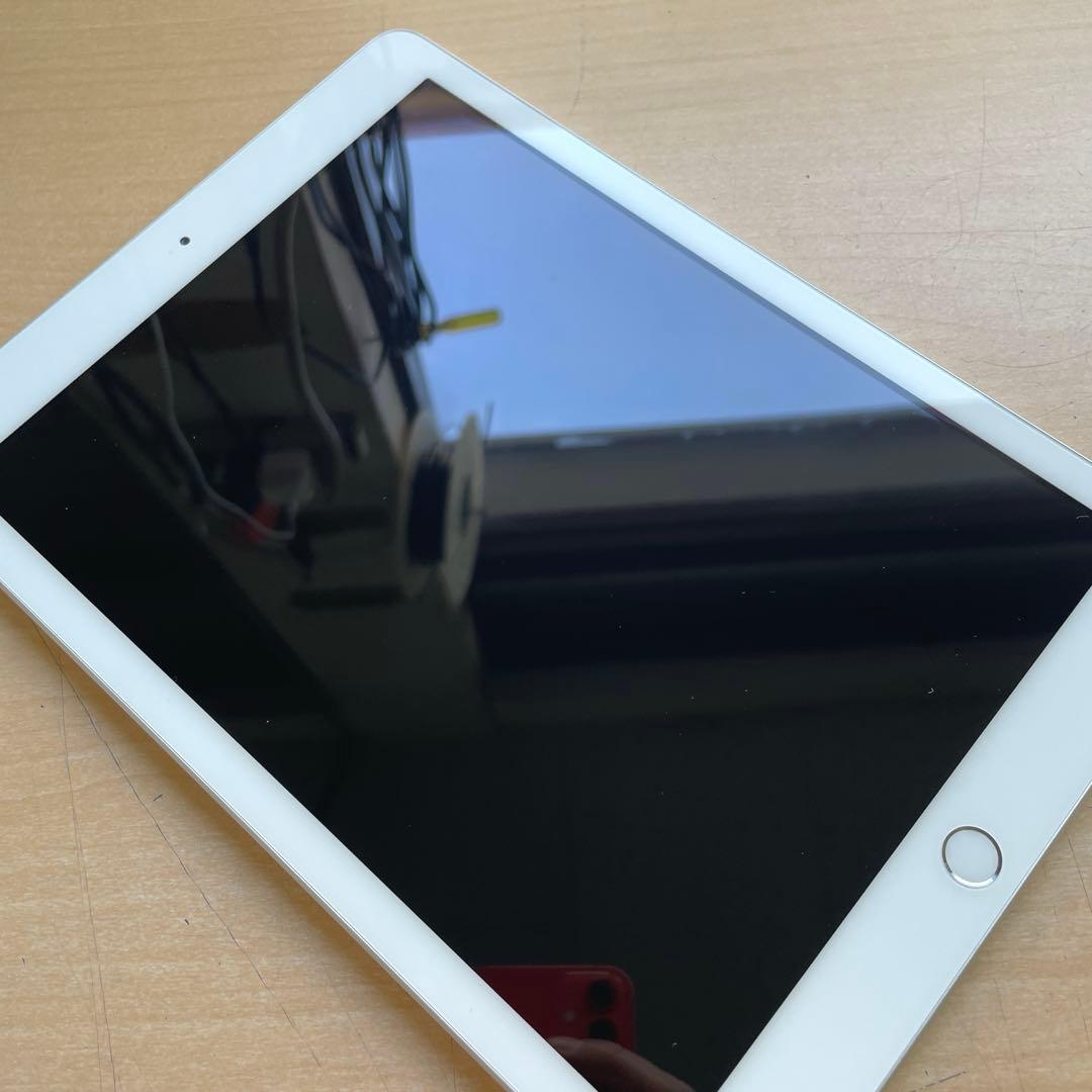 iPad 第6世代　A1893　Wi-Fiモデル　シルバー　32GB 超美品#3