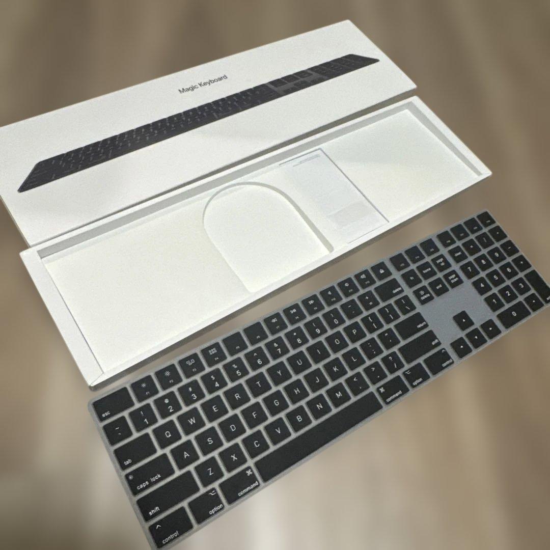 Apple - Magic Keyboard ブラック