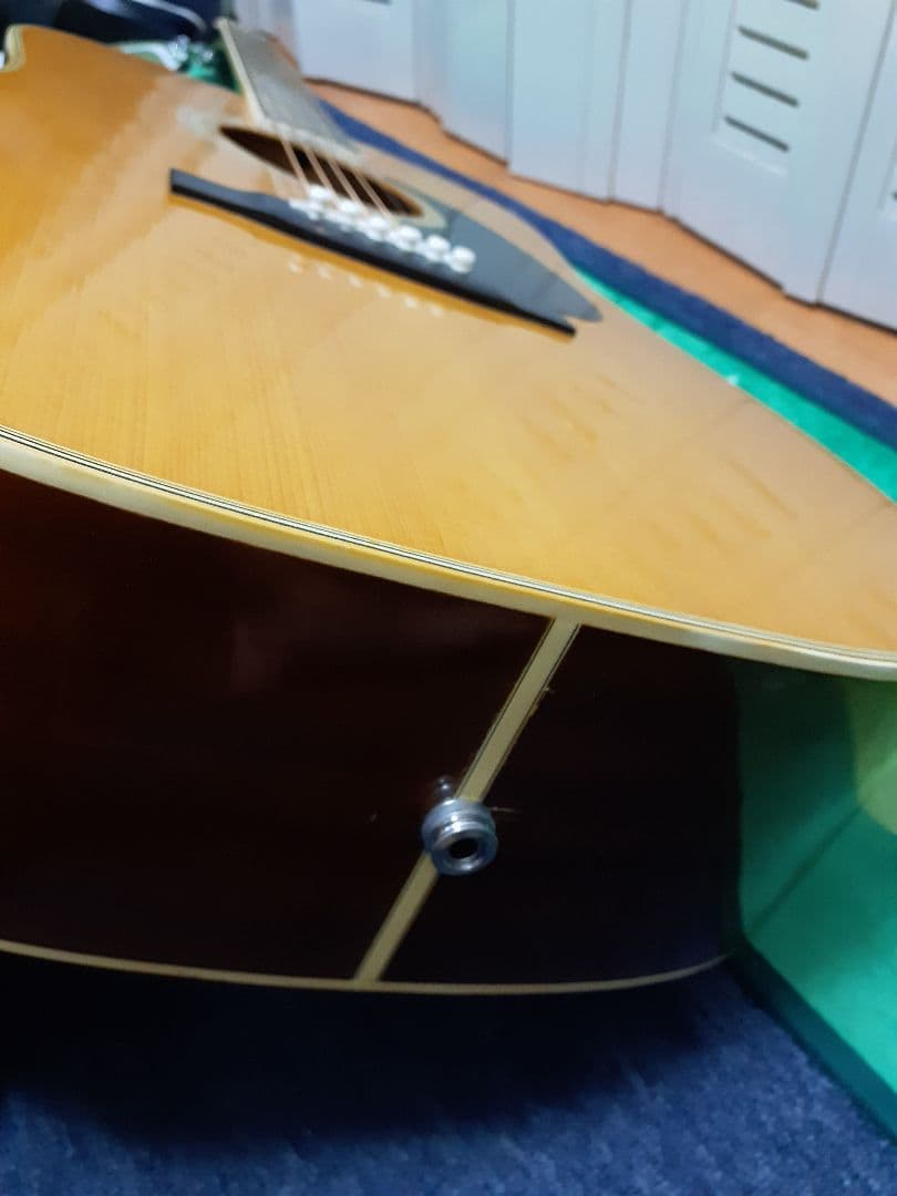 yon、CAT'S EYE TCE-30 (トップ単板) エレアコ