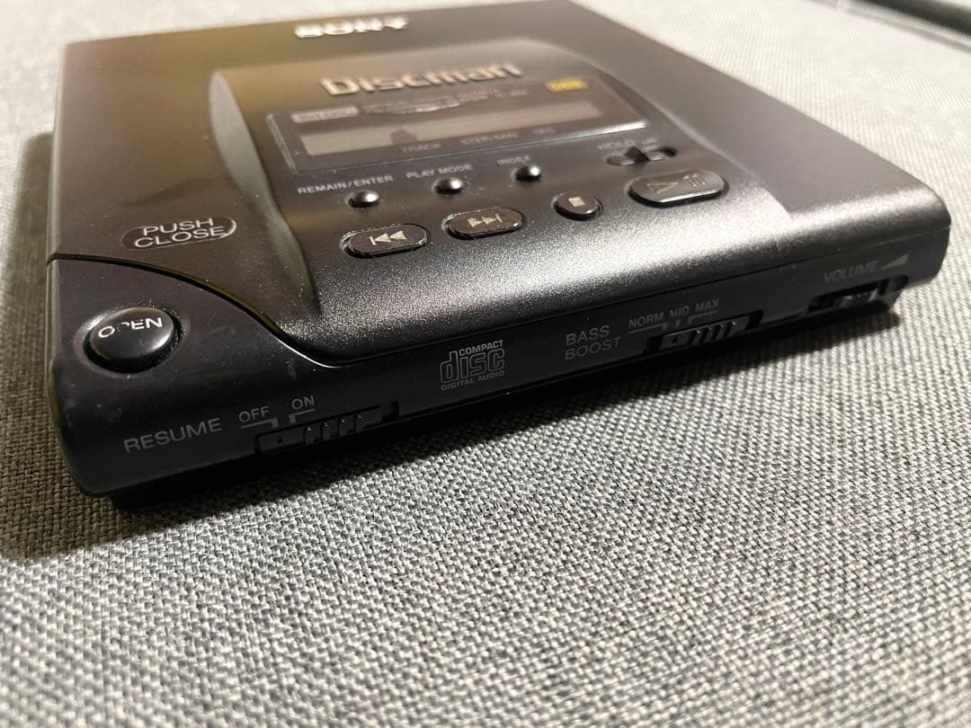 【ジャンク】 SONY Diskman D-303 ポータブルCDプレーヤー