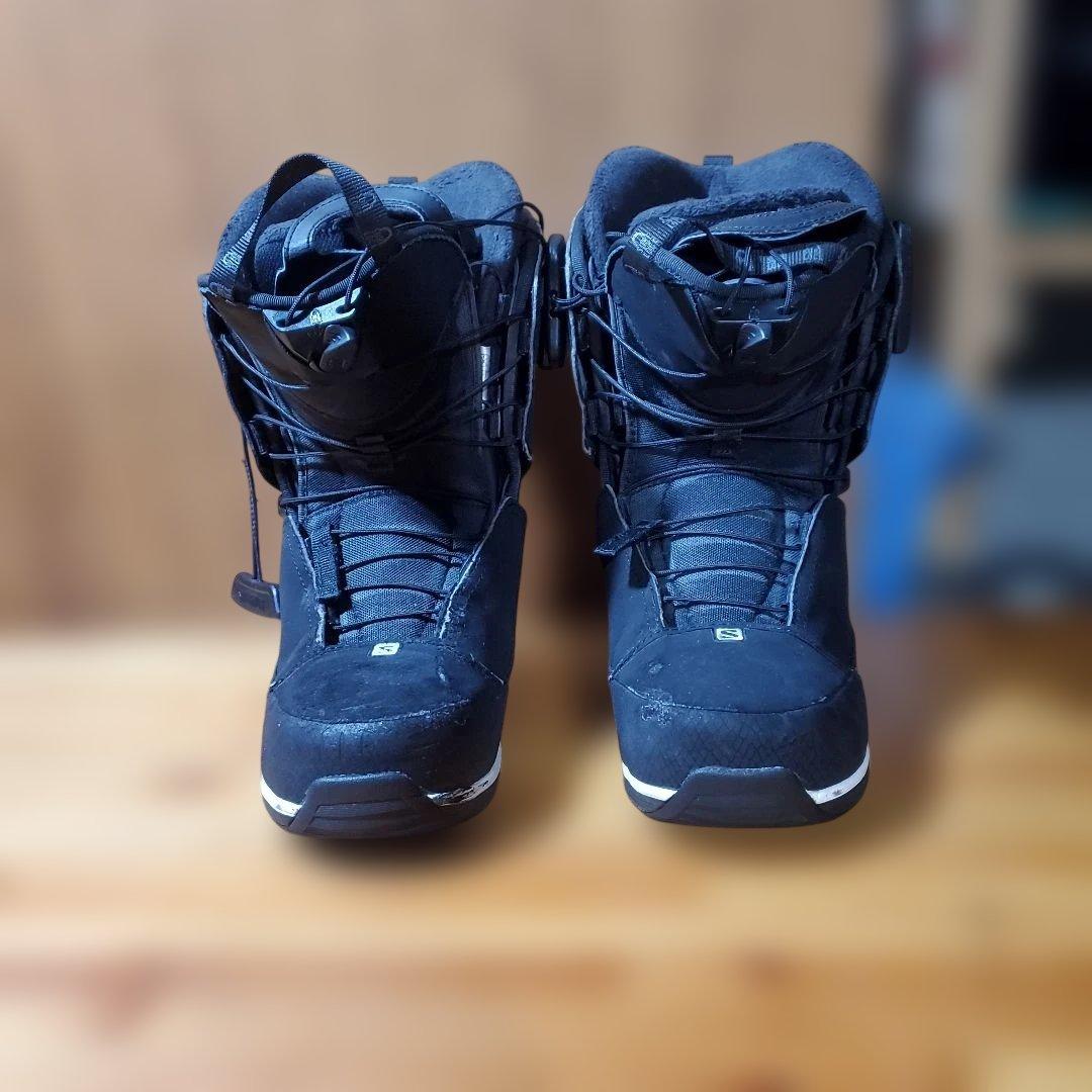 SALOMON スノーボードブーツ　23.5cm! 26108