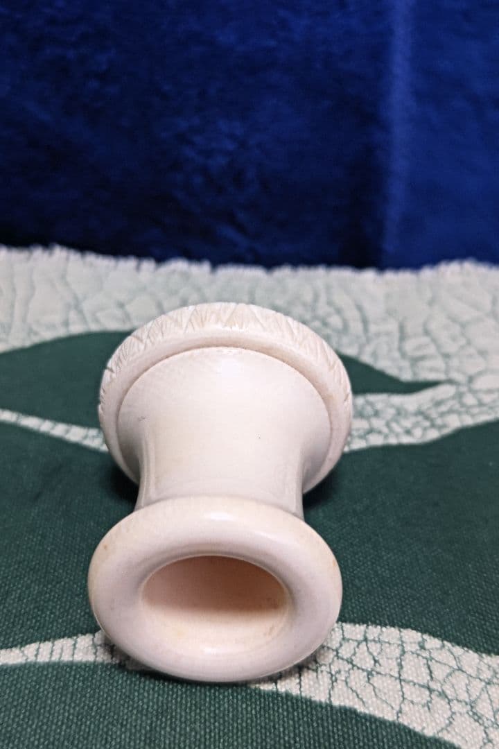 象牙風オブジェ　　置物