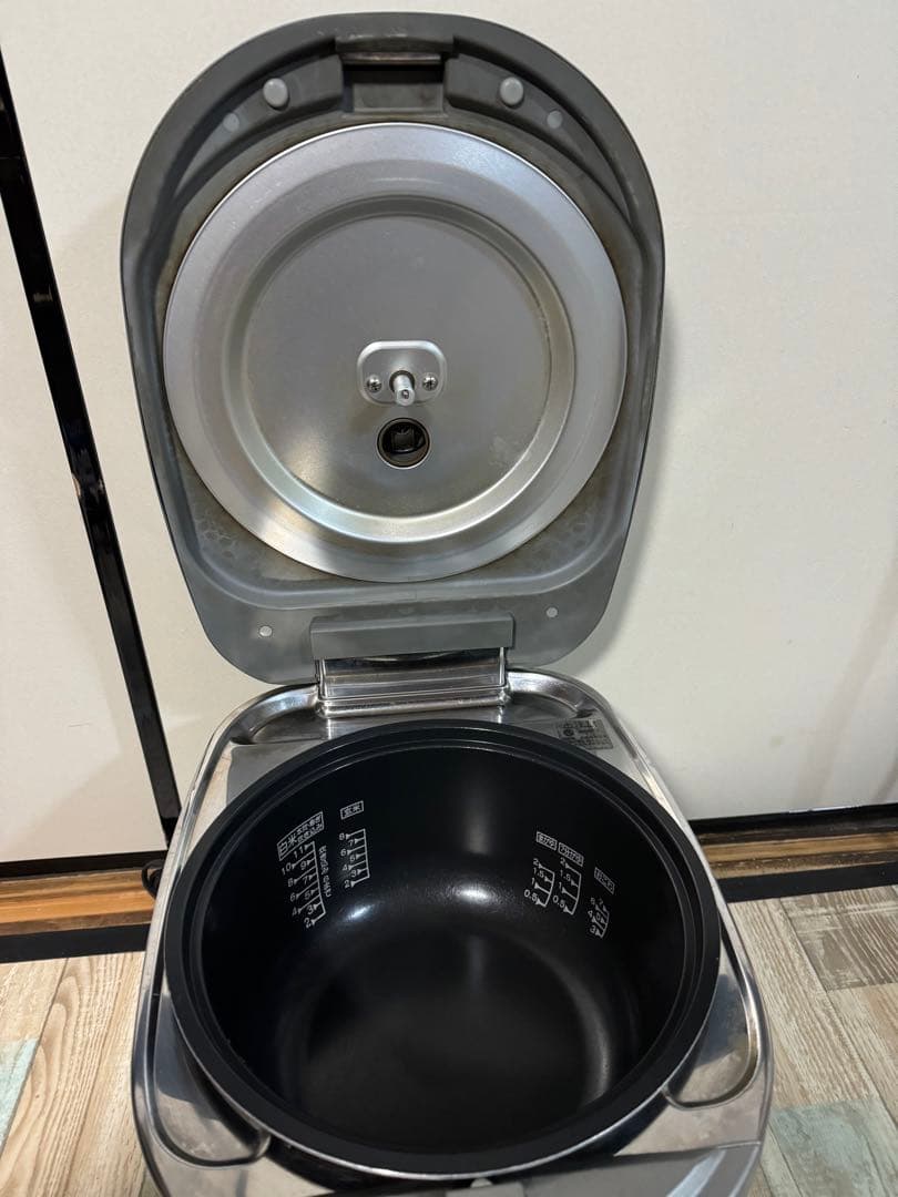 リンナイ炊飯器11合炊き　直火の匠RR-100MST