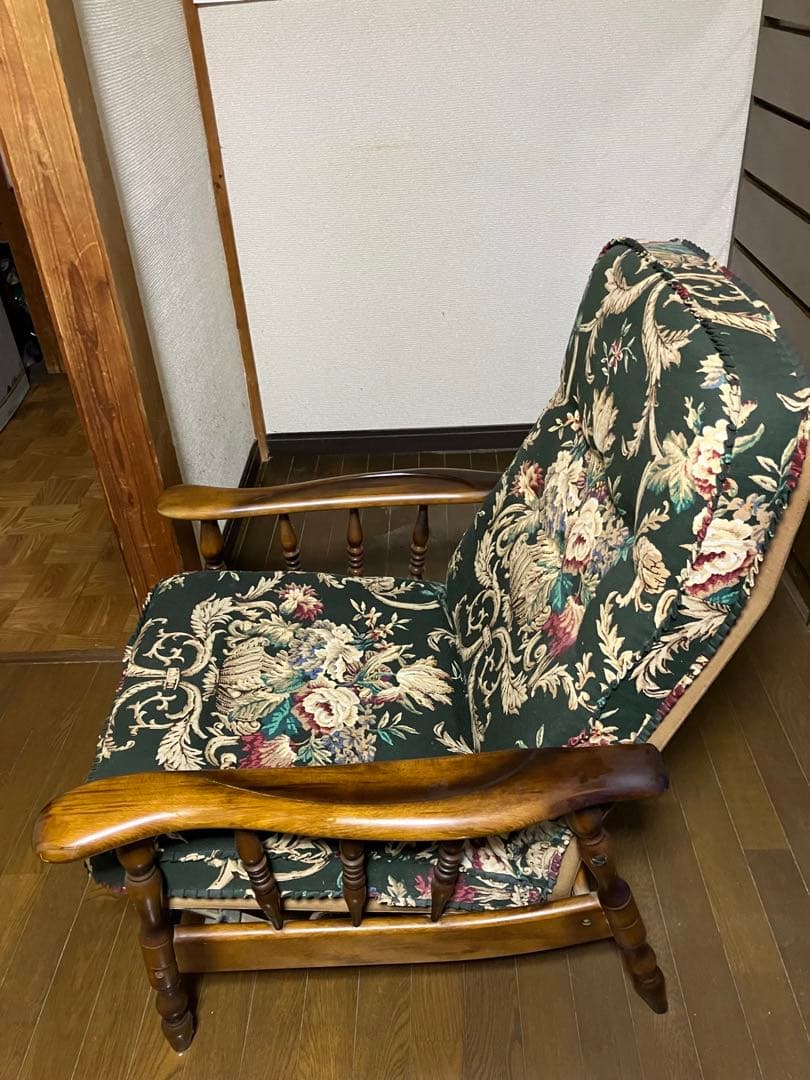 カリモク　コロニアル　クラシック花柄1人掛けソファ　2脚