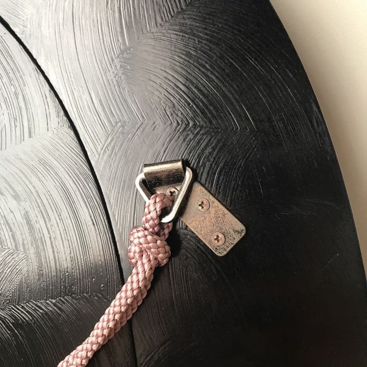 壁掛け鏡 木製 漆 花 彫刻 オーバル 楕円 和 工芸　ミラー