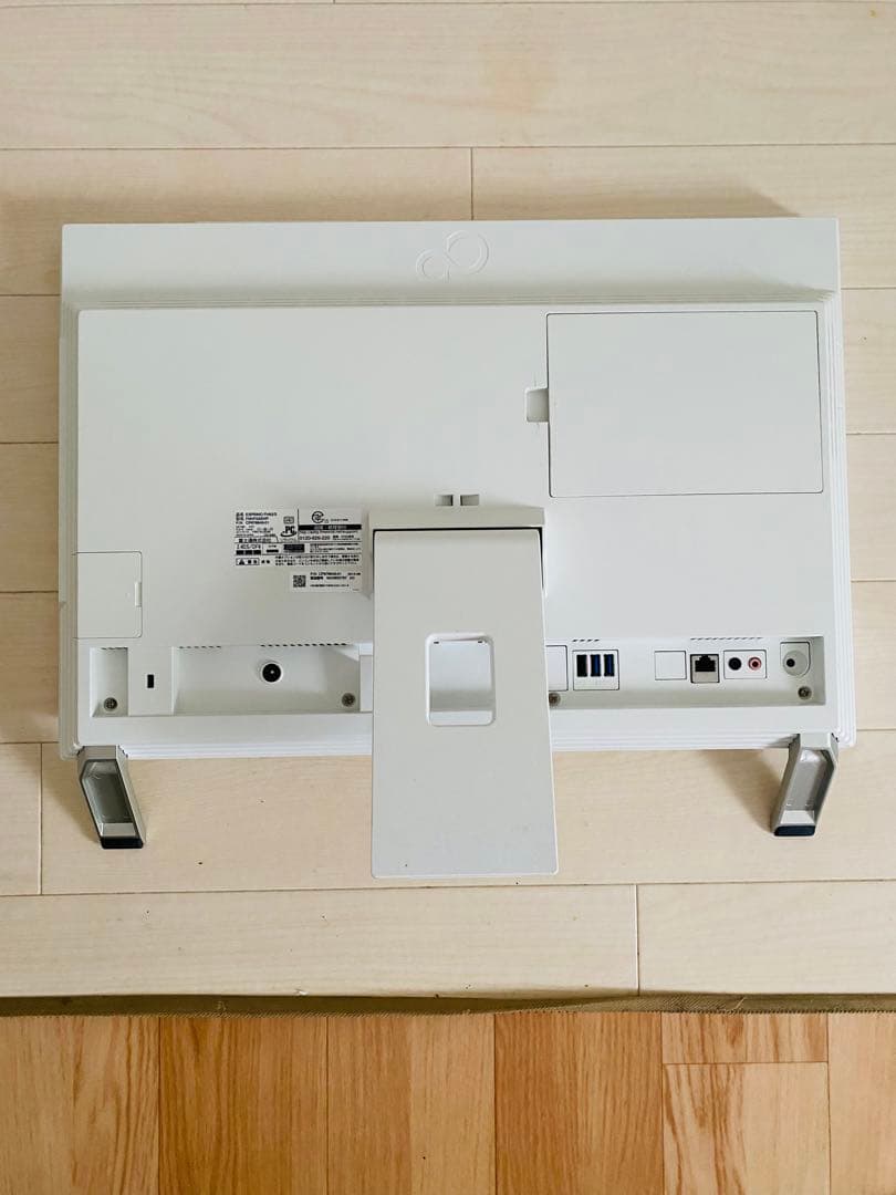 富士通　一体型パソコン　ESPRIMO FH53/S