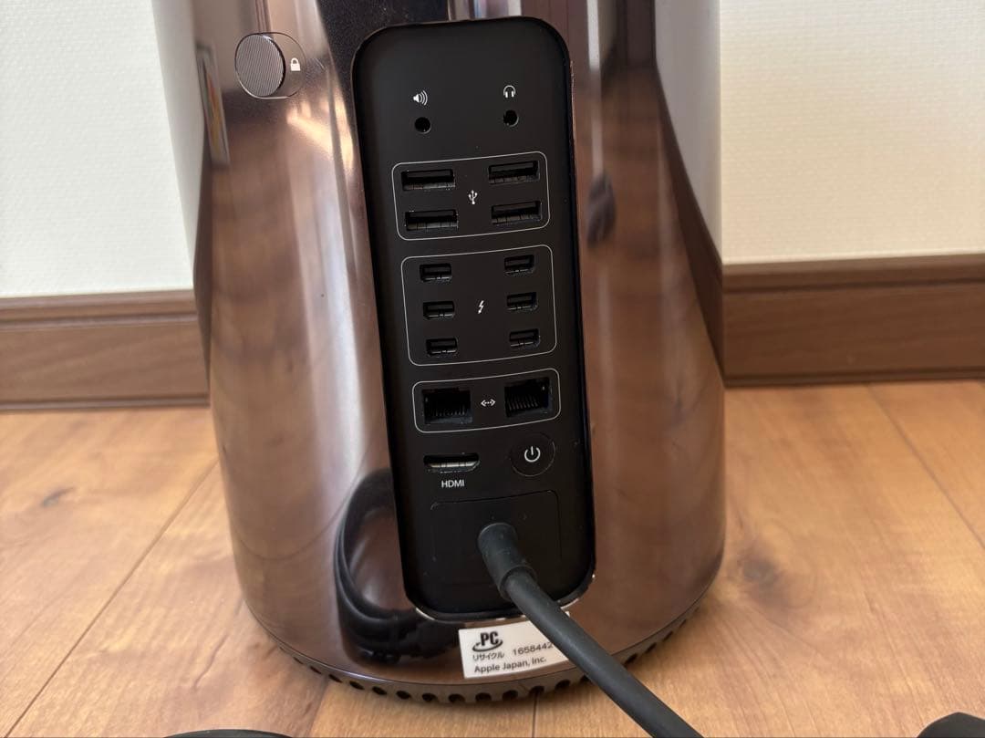 MacPro(Late 2013)　マックプロ 6.1 ME253J/A