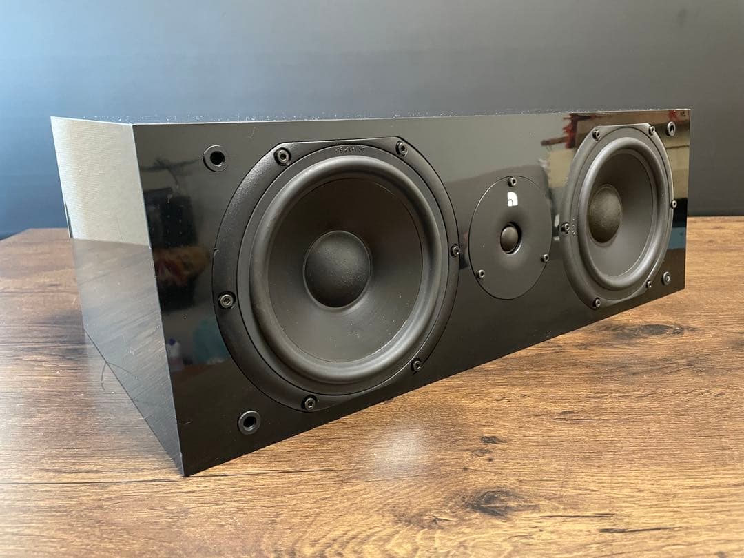 センタースピーカー audio pro black vector