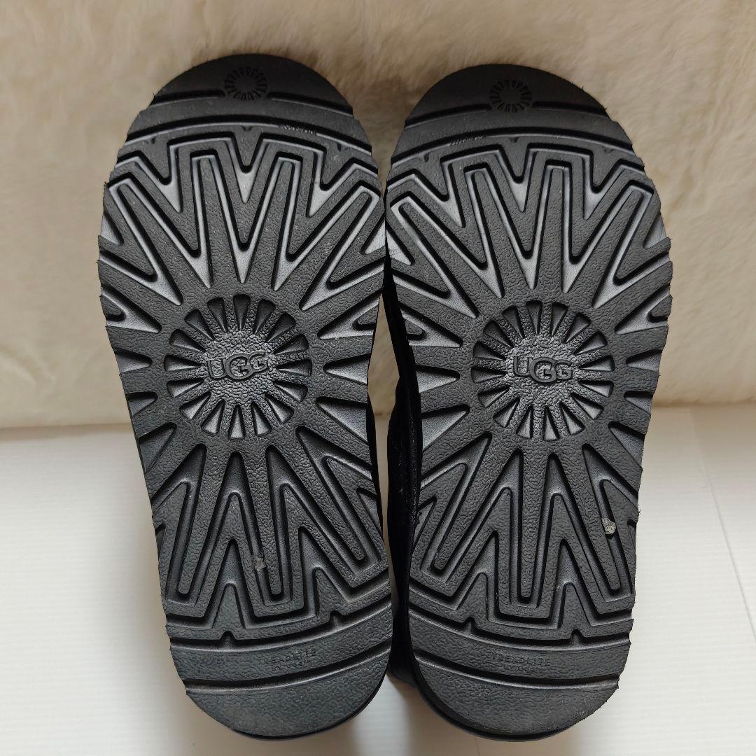 未使用級✨アグ　オールブラック　ムートンブーツ　厚底　フロントジップ 23cm