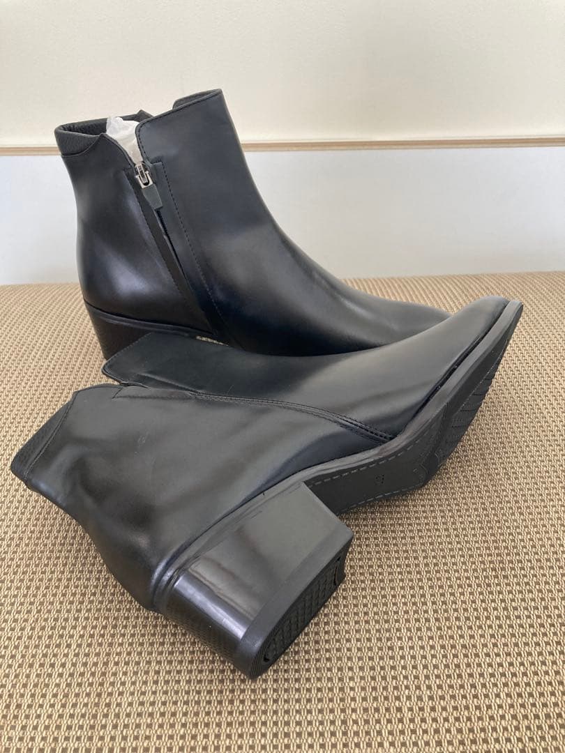 ブラックレザーショートブーツヒール5.0cm