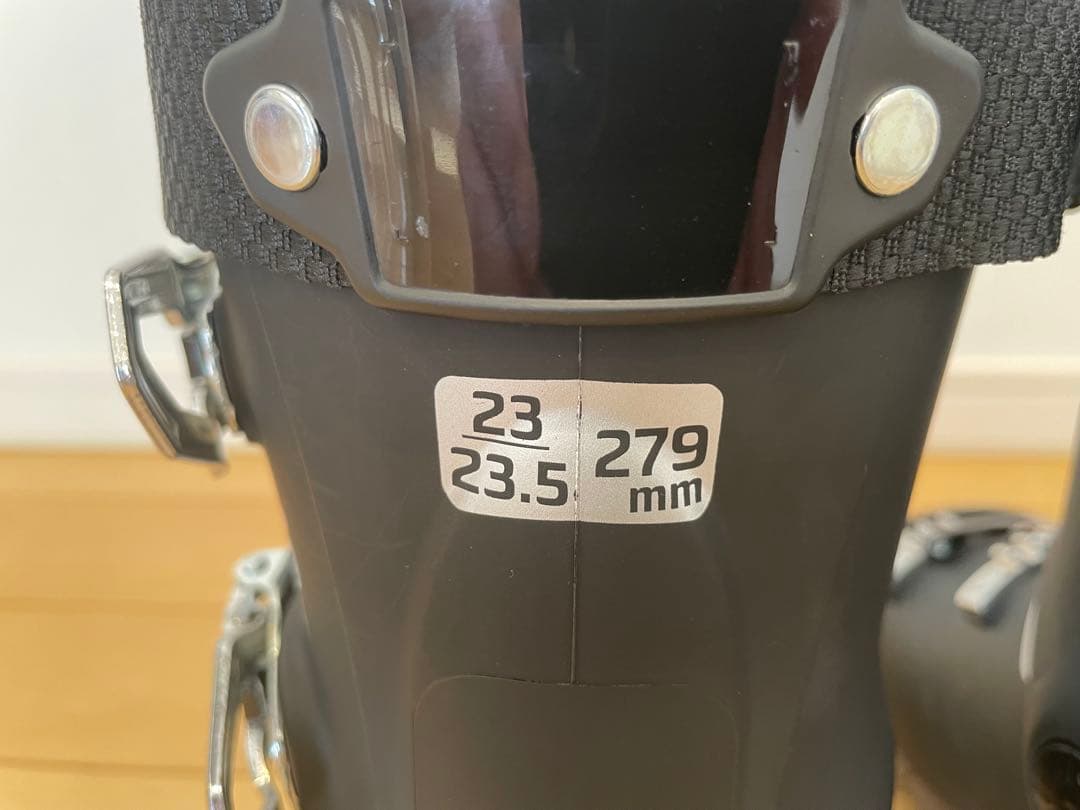 ATOMIC スキーブーツ hawx r75 MAGNA 23.5cm