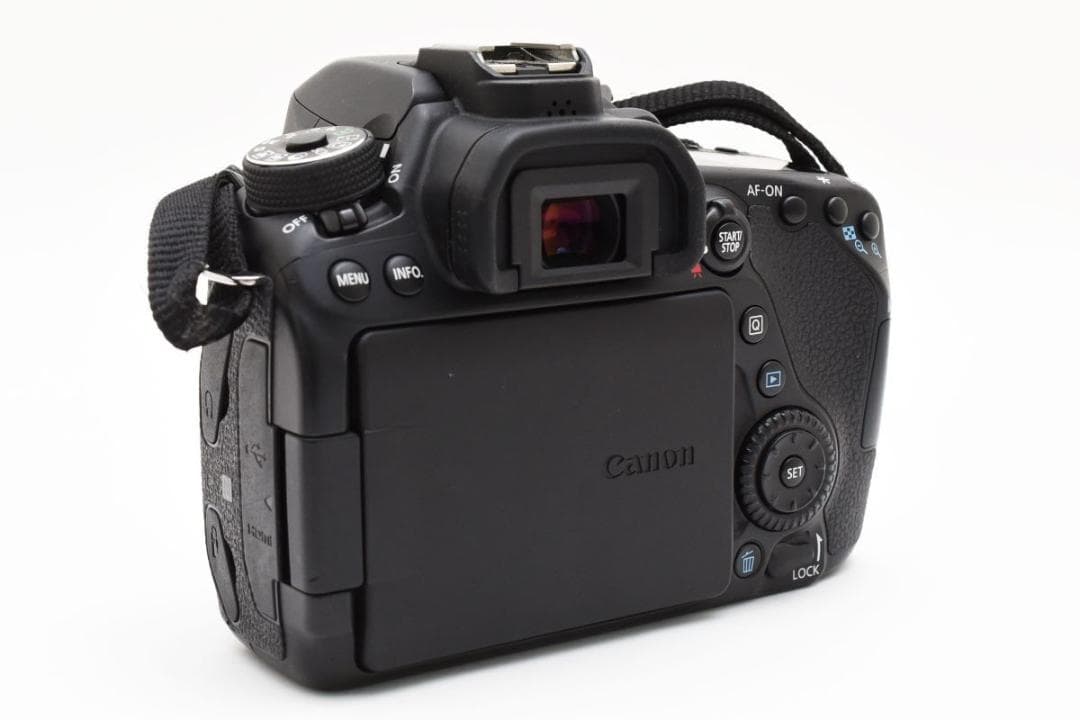 完動品　EOS 80D ダブルレンズキット　Canon 一眼レフカメラ