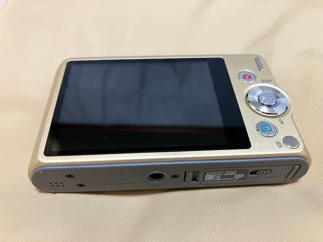 【未使用】EXILIM ピカチュウ EX-ZS190 GD カメラ