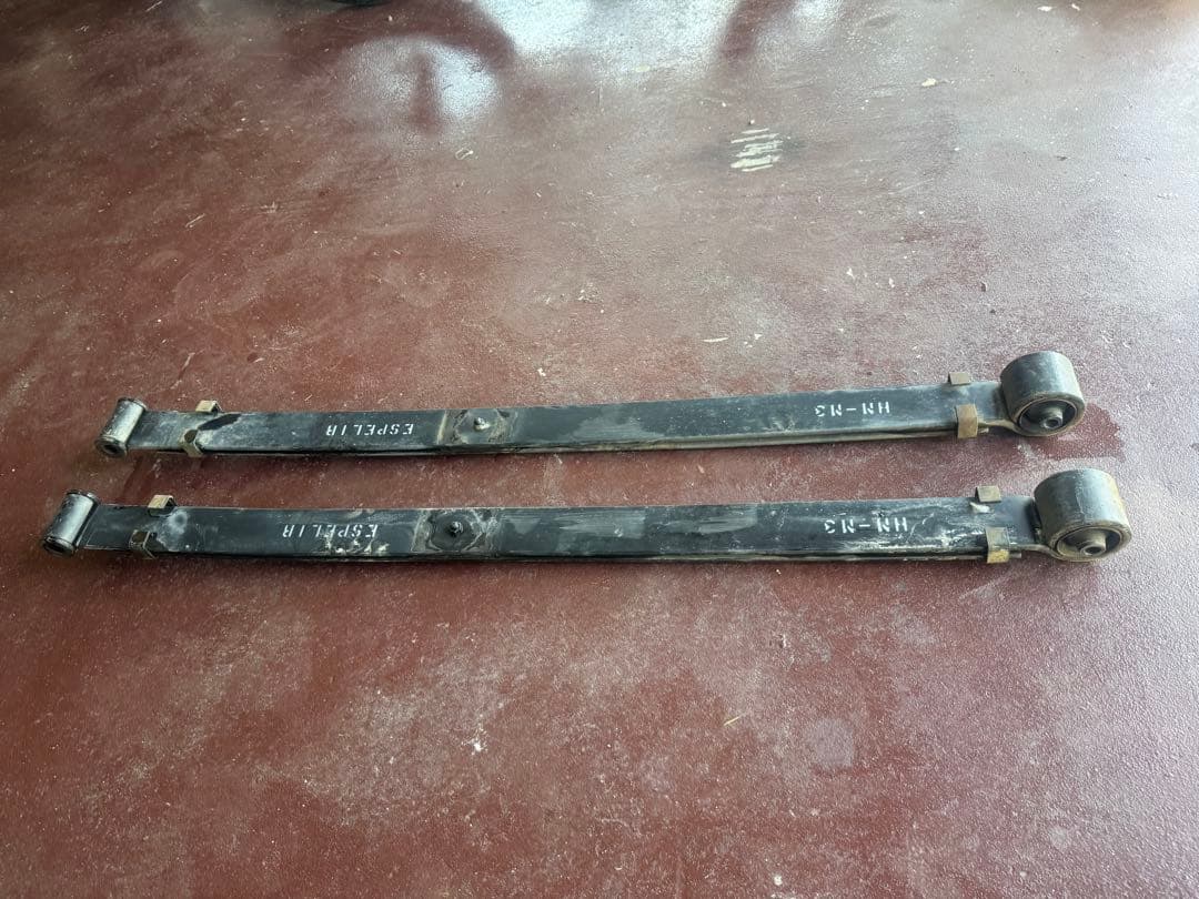 バモス　ABA-HM1サスペンションアーム 板バネ　ダウンサス