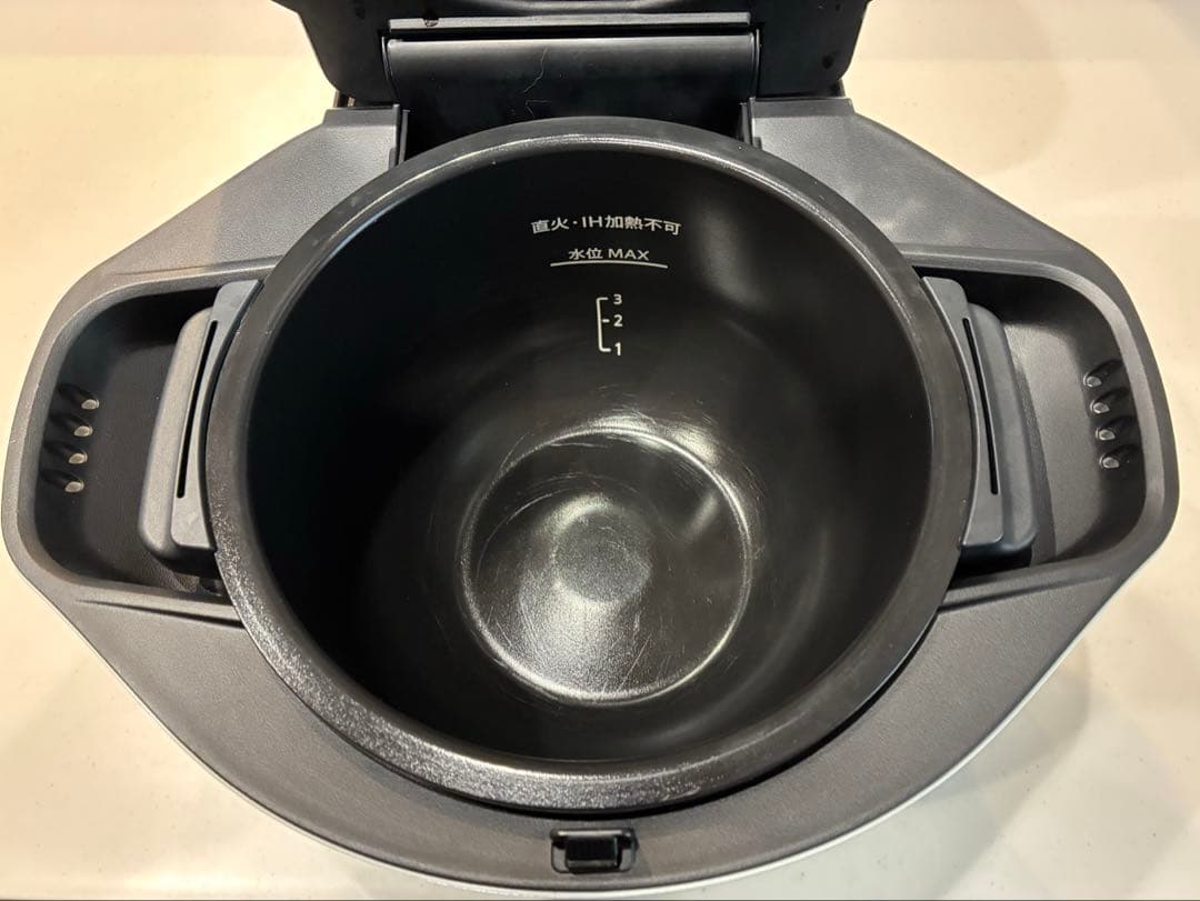 SHARPヘルシオホットクック　2023年製