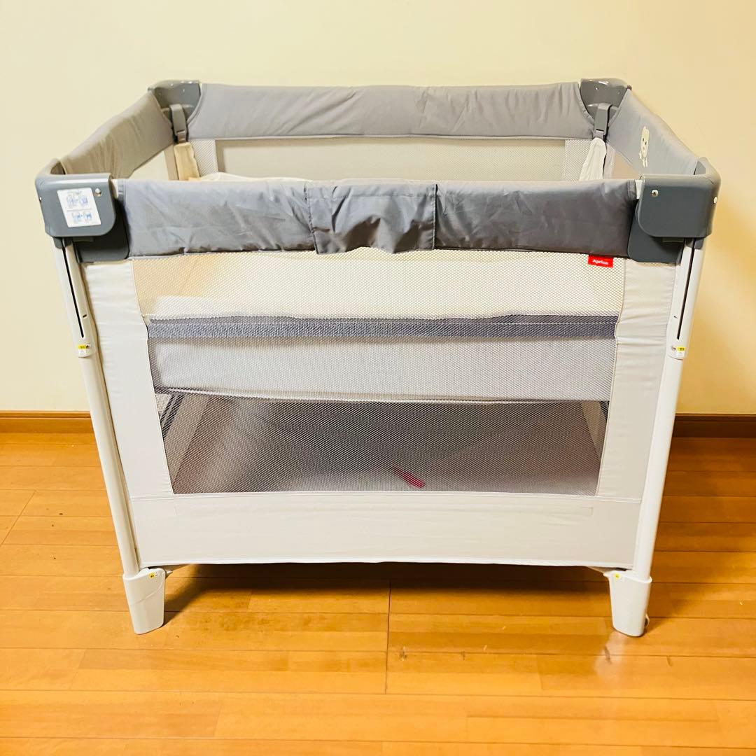 【訳アリ価格・匿名配送】アップリカ ココネルエアーABベビーベッド グレーベアー