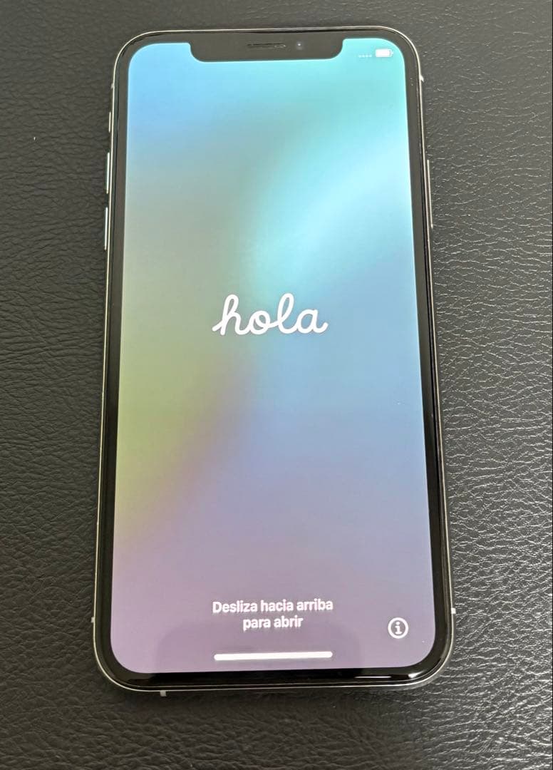 Apple iPhone Xs シルバー 本体