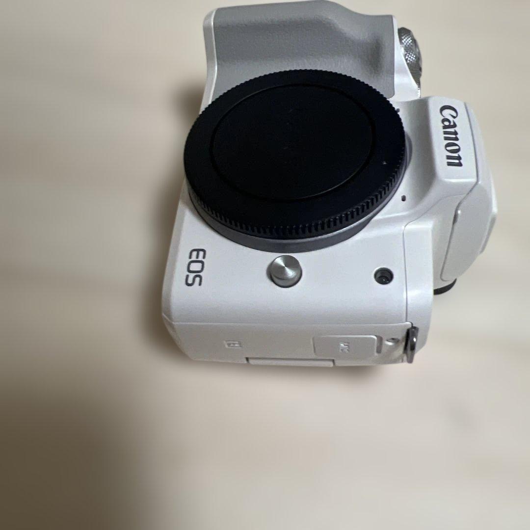 Canon EOS デジタル一眼レフカメラ ホワイト　ボディのみ　美品