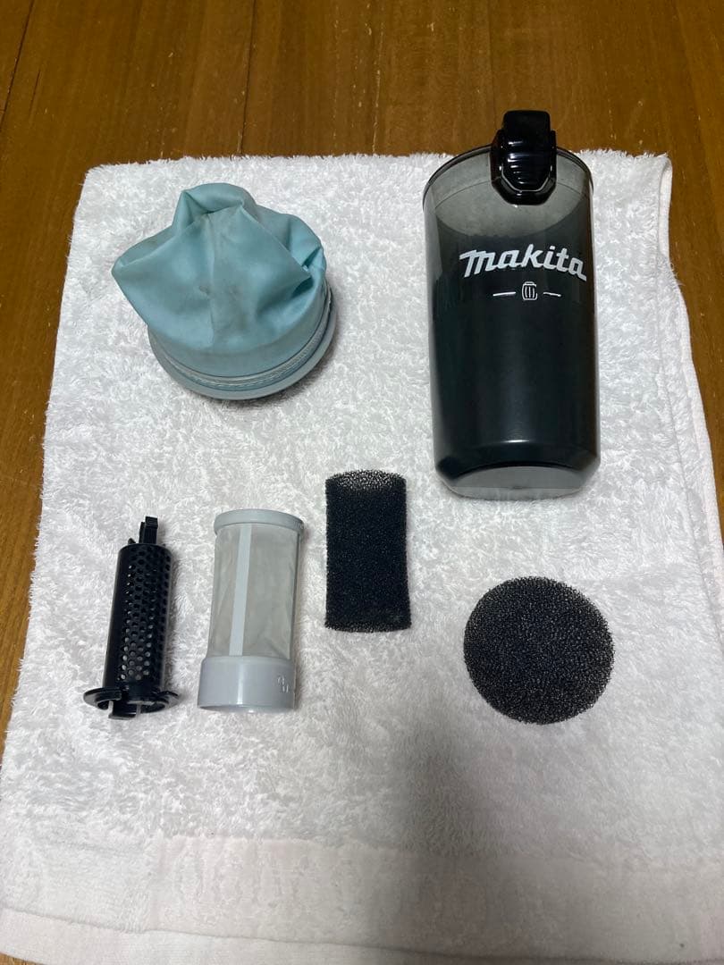 【充電器・バッテリ付】makitaマキタ　クリーナー本体＋サイクロンユニット付替